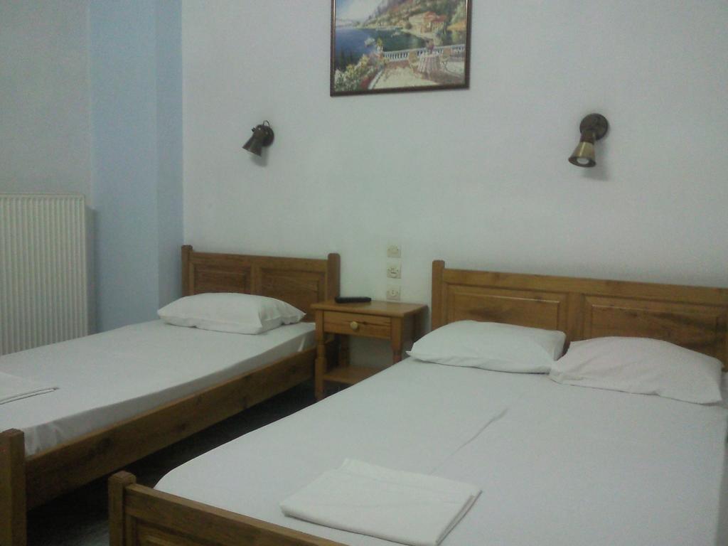 Hotel Katerina à Chorefton Extérieur photo