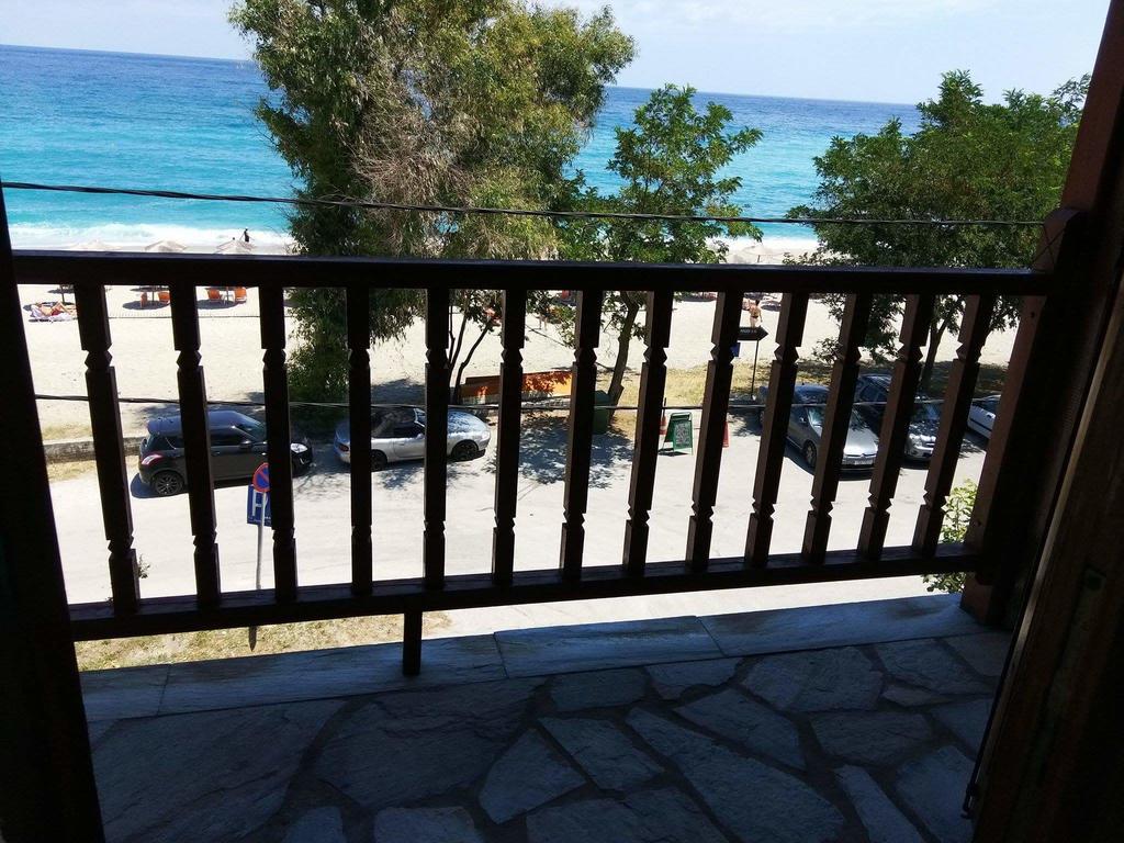 Hotel Katerina à Chorefton Extérieur photo