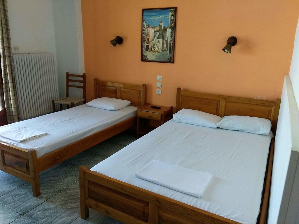 Hotel Katerina à Chorefton Extérieur photo
